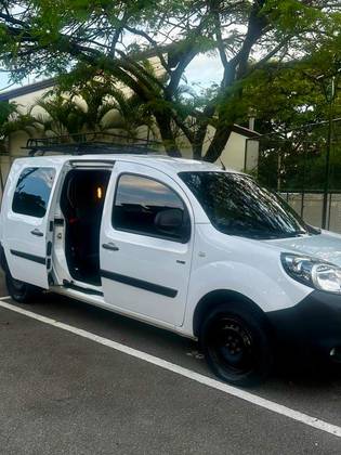 RENAULT KANGOO 44 KW Z.E. MAXI ELÉTRICO RENAULT KANGOO 44 KW Z.E. MAXI ELÉTRICO